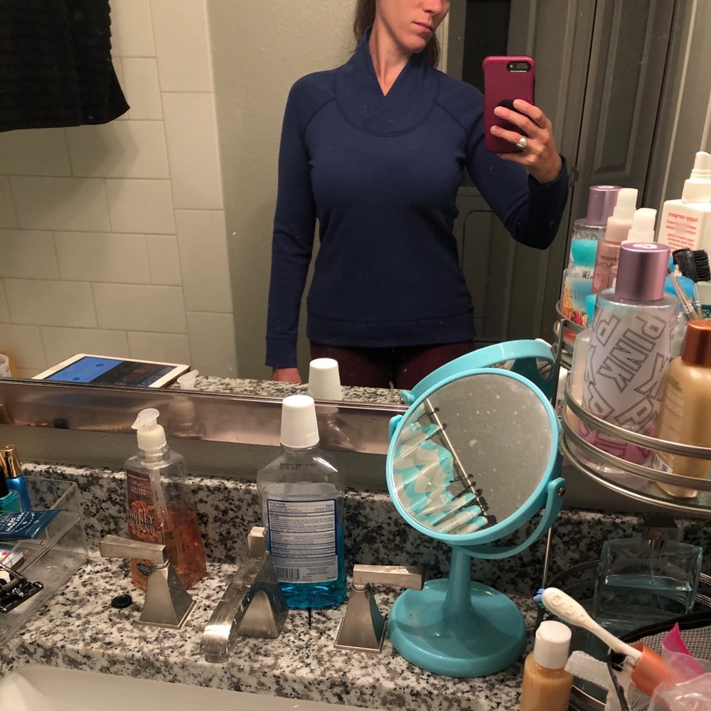 NEW A🙏🏻🔥🌈ATHLETA sweat top